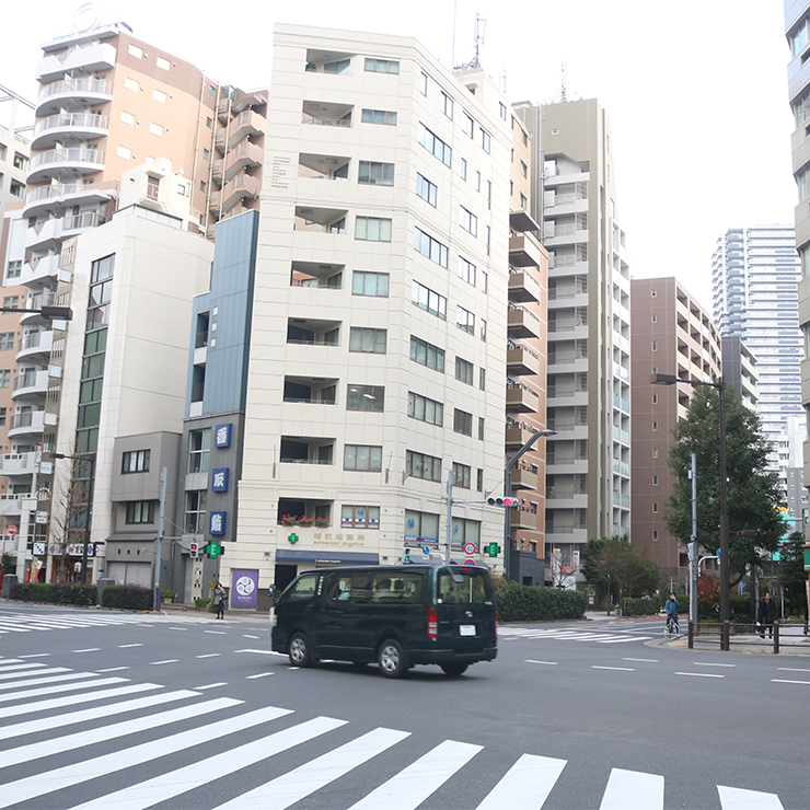 新川2丁目交差点